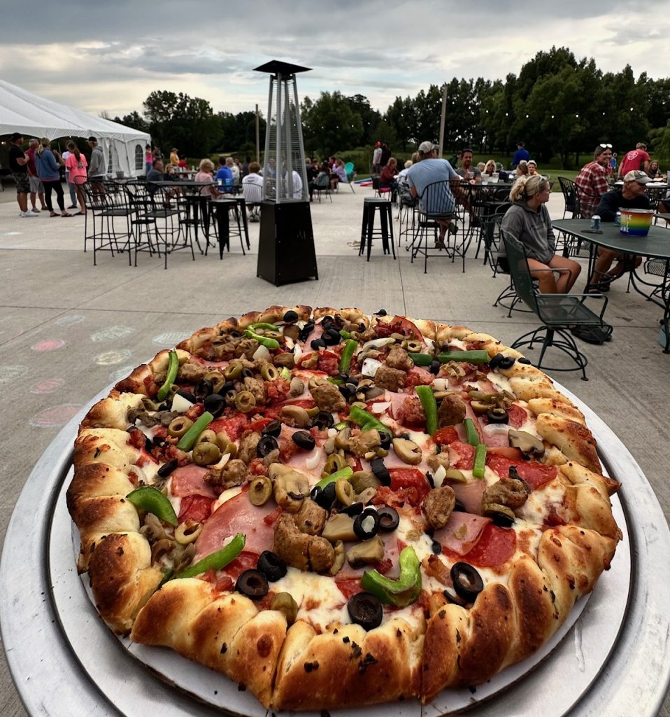 Golden Sands Pizza on outdoor patio