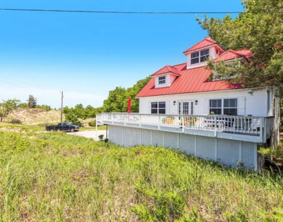 Beachin Lighthouse Villa - photo 1